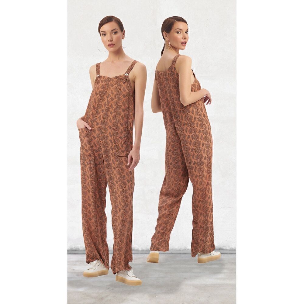 NWOT Khush Safari Jumpsuit Brown Black Animal Print, Hawaiian Design Size Large